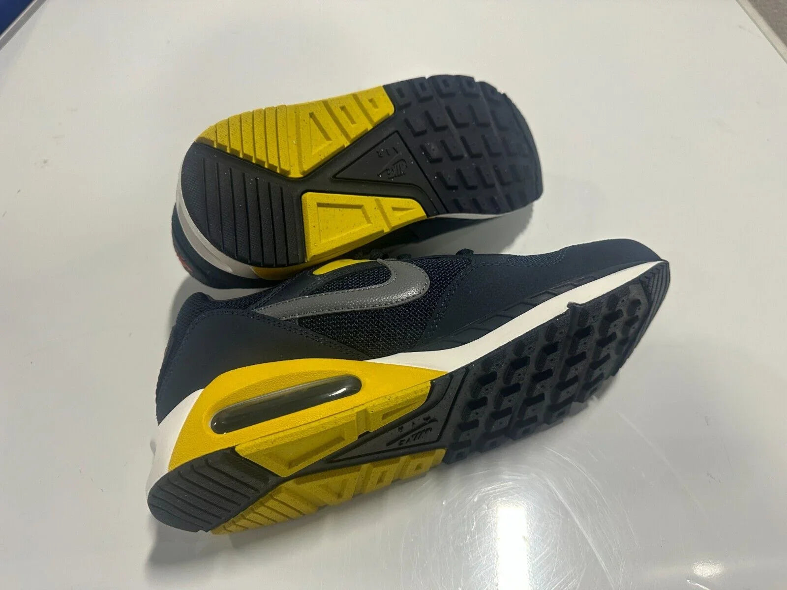 Correlate 400 Shoes oxygen Yellow Nike Men's 511416 Size (10.5) Max Obsidian