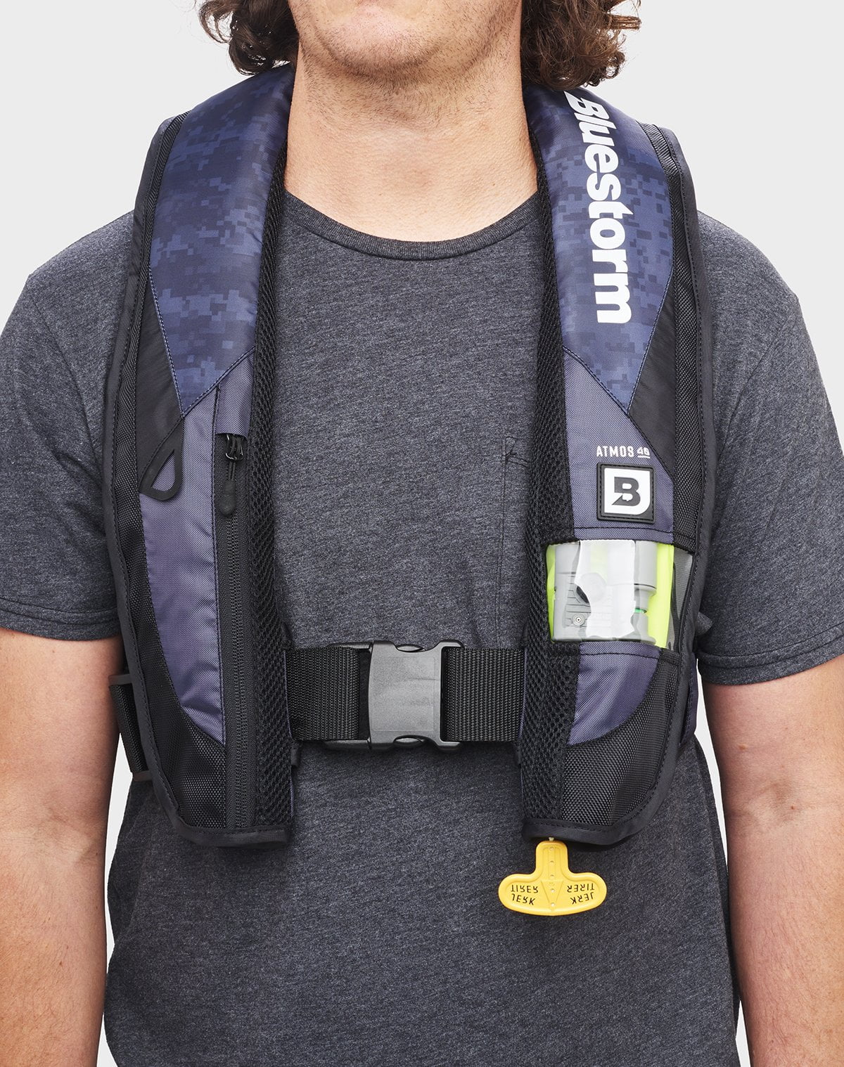 40 self-inflating Coast | US Life Jacket Red) Guard Approved Gear (Nitro for Atmos Automatic/Manual Adults Bluestorm PFD