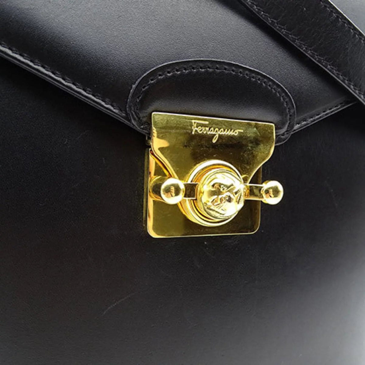 Ferragamo (Good) Pre-Owned Black Shoulder Salvatore Handbag Bag Ladies 2way