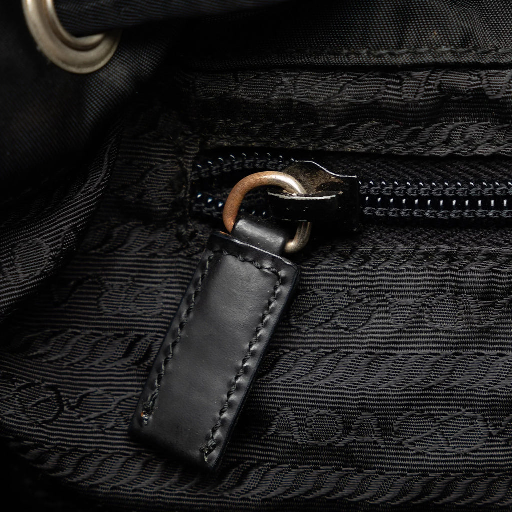 (Fair) Pre-Owned Tessuto Prada Backpack Black Fabric Authenticated Nylon Unisex