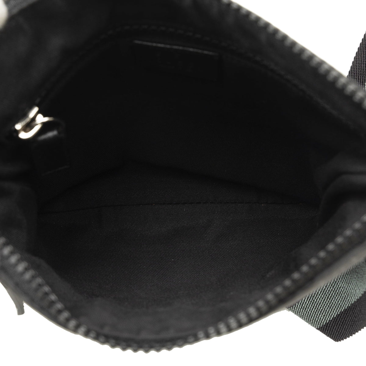 Crossbody Bag Black (Good) Fabric GG Crossbody Nylon Web Pre-Owned Unisex Authenticated Gucci
