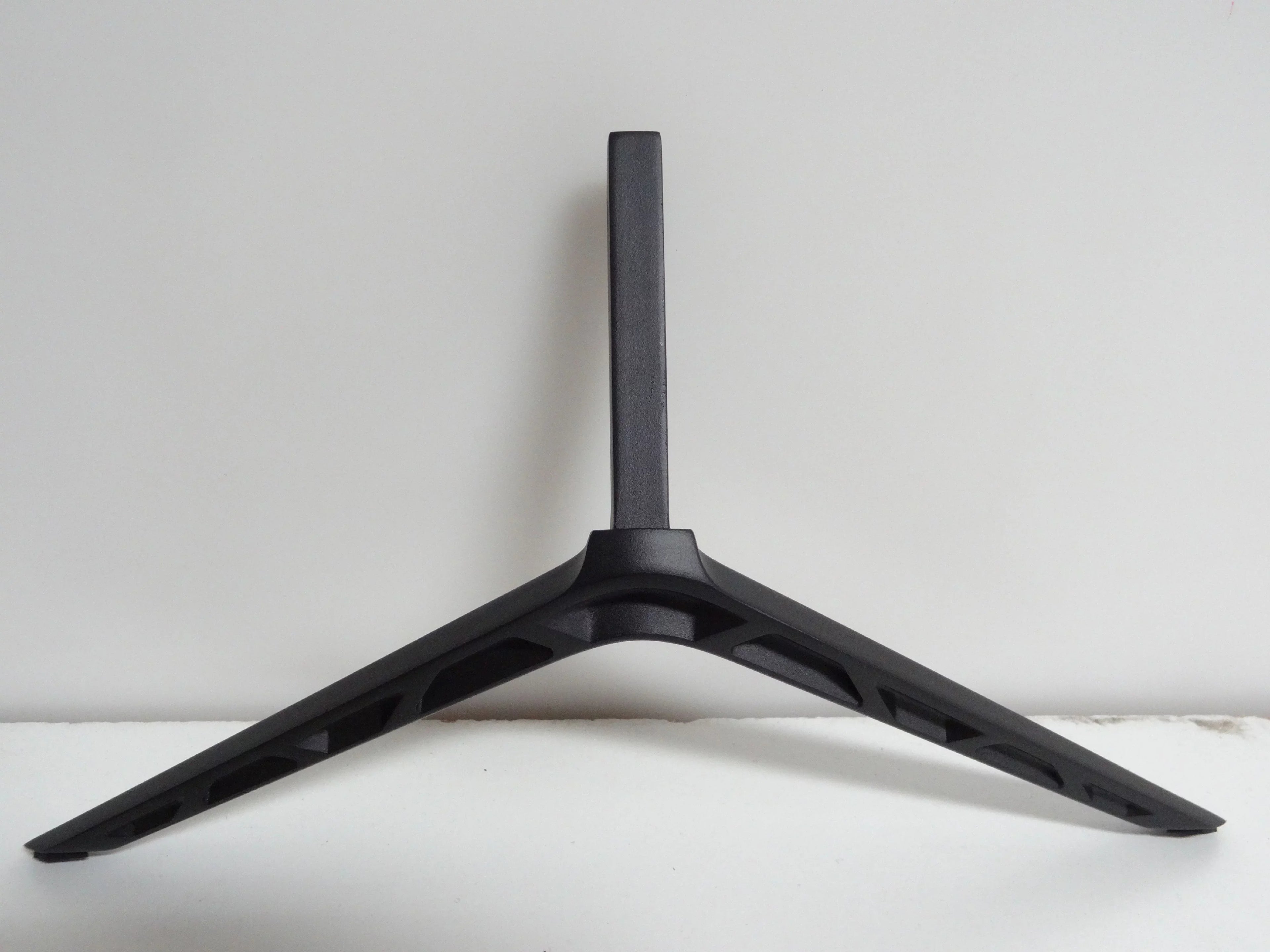'- M556-G4 W/Screws NEW(81304-003871935AD062664) Stand Vizio Legs