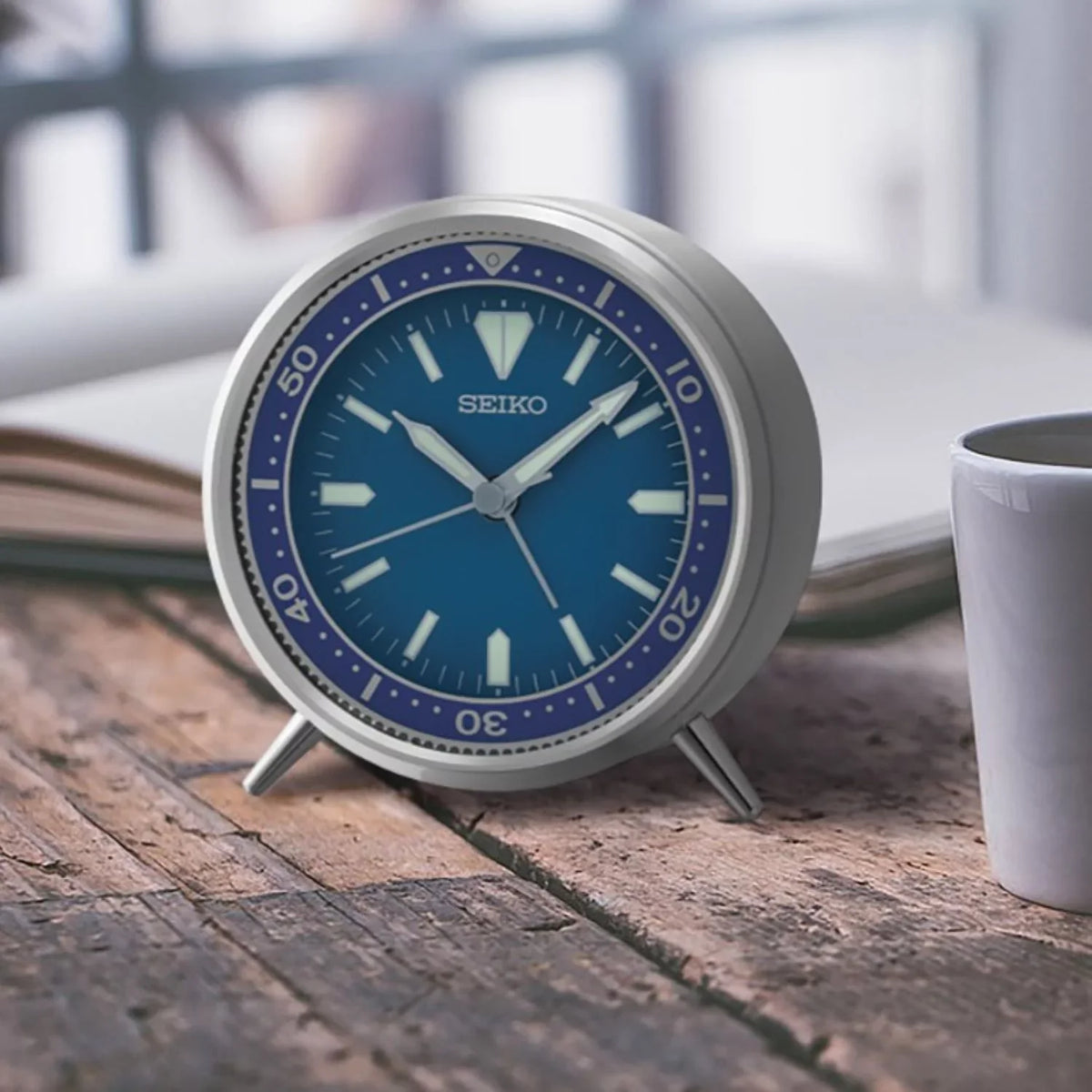 Quartz Mai Beep inch T Case Metal QXE065LLH Seiko Alarm 4 Analog Arabic Clock