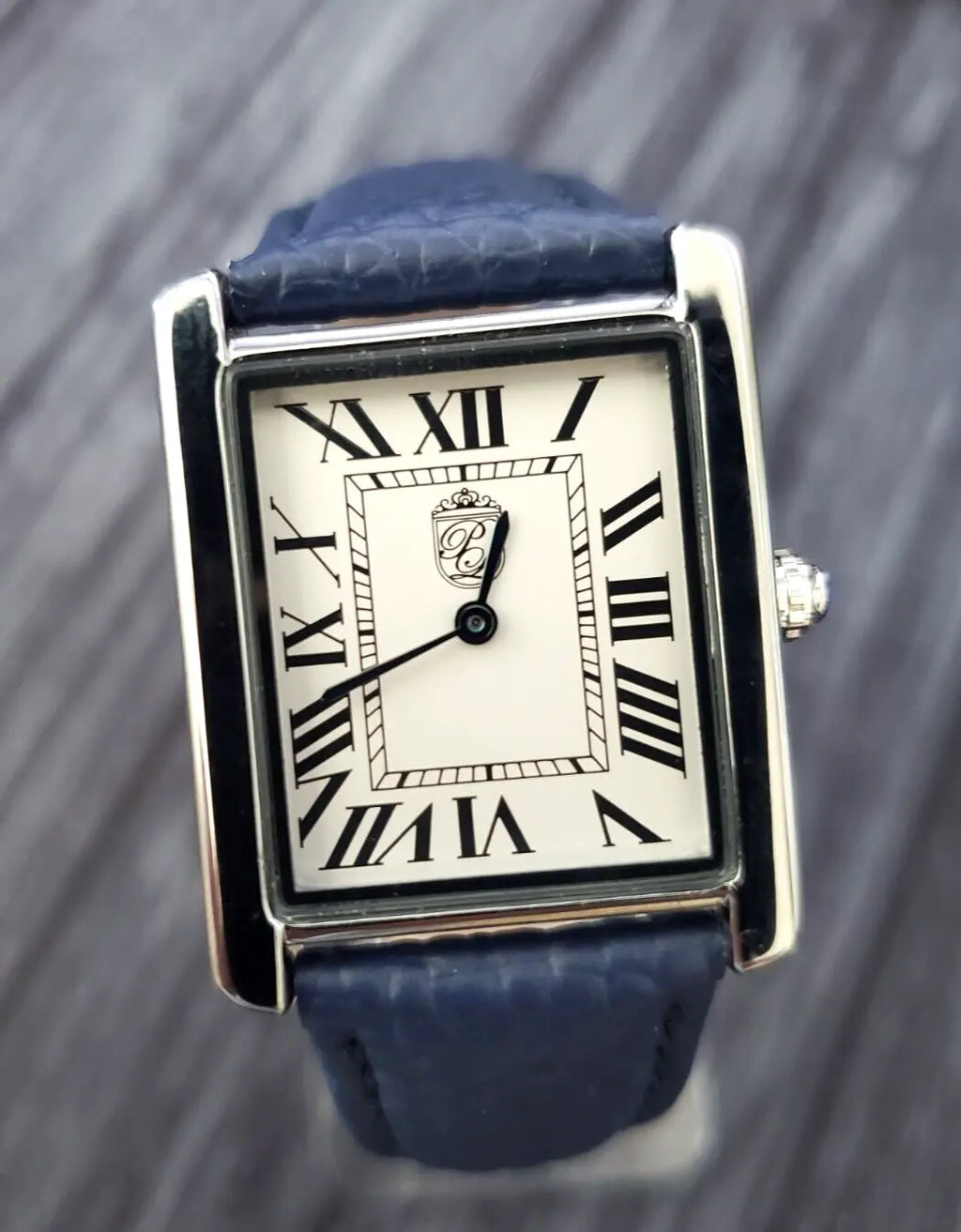 Dress Swiss 1888 Pierre Style Lucerne Mens Classic Louie Watch Must Vintage Band Tank