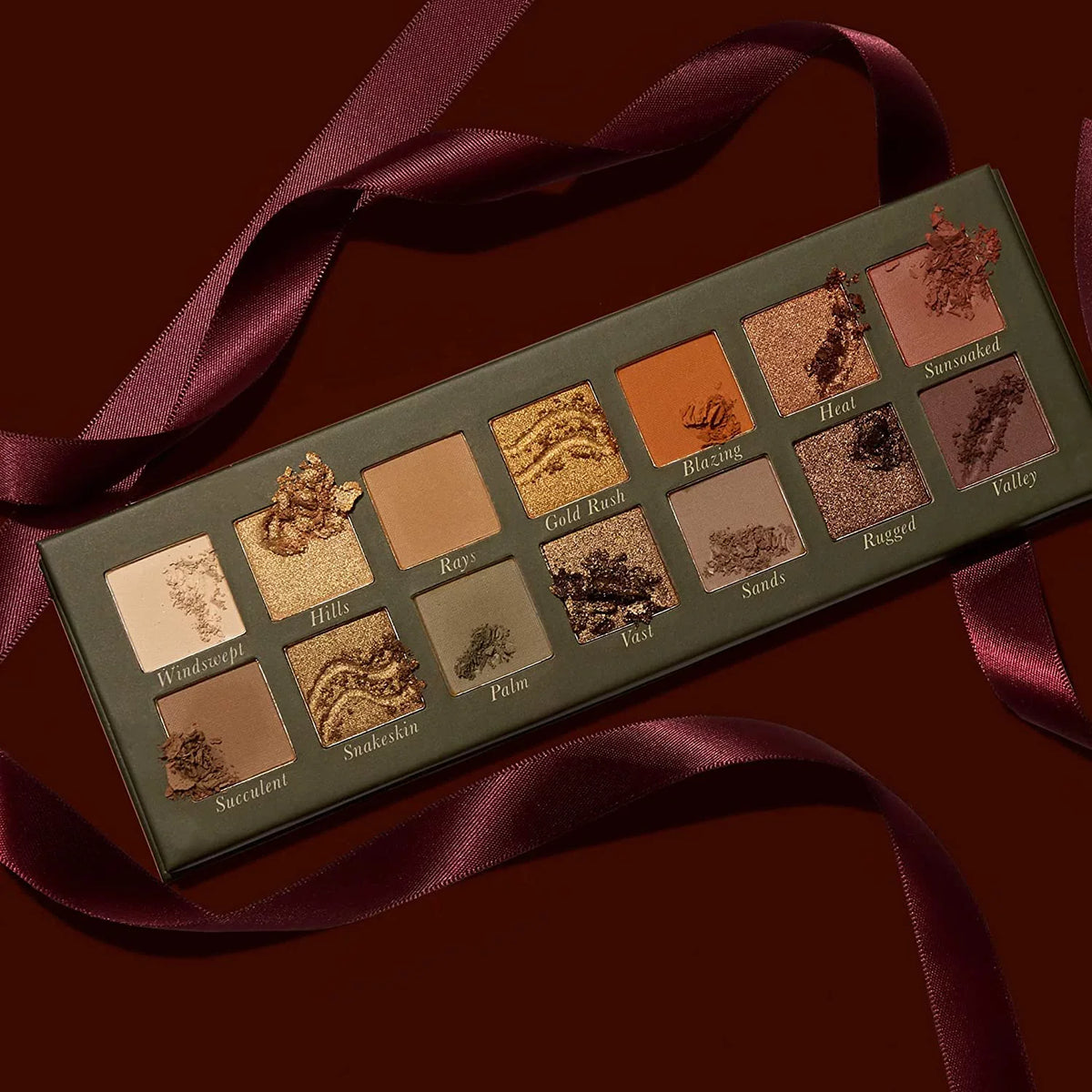 Desert Geller Staplesz Laura Eyeshadow Dreams Palette Seasonless