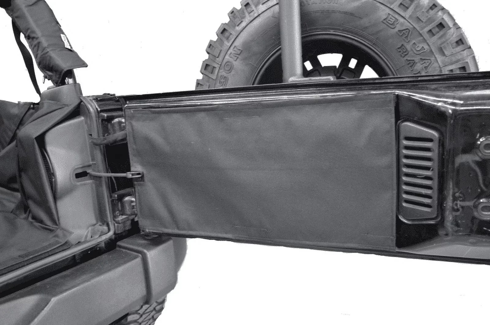 Wrangler door 2 Jeep J2CLNS0717 JK Cargo Woofer Fits 2007-2018 No Sub Dirtydog Liner