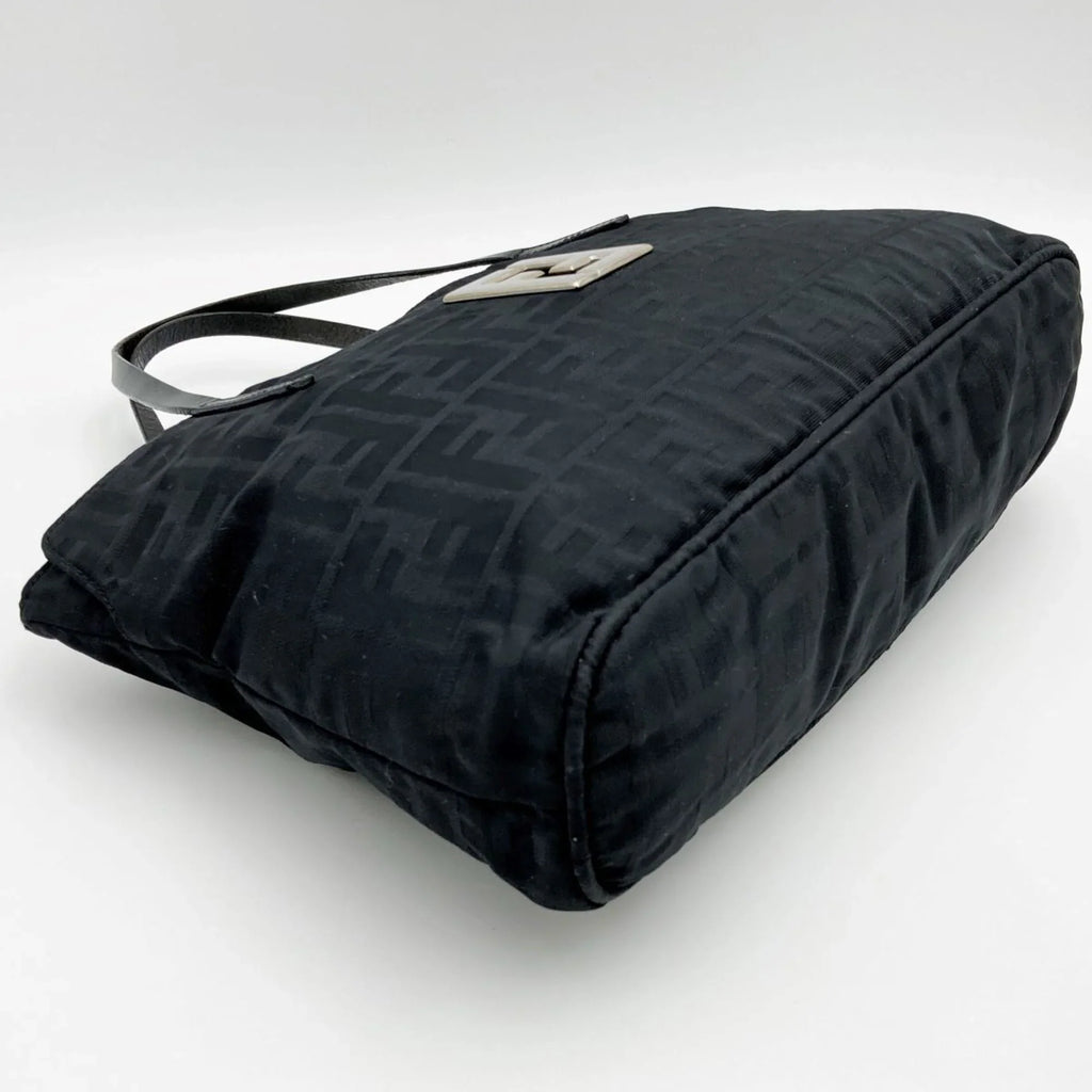FENDI pattern nylon canvas handbag tote (Good) Zucca 15786 bag Pre-Owned black ladies